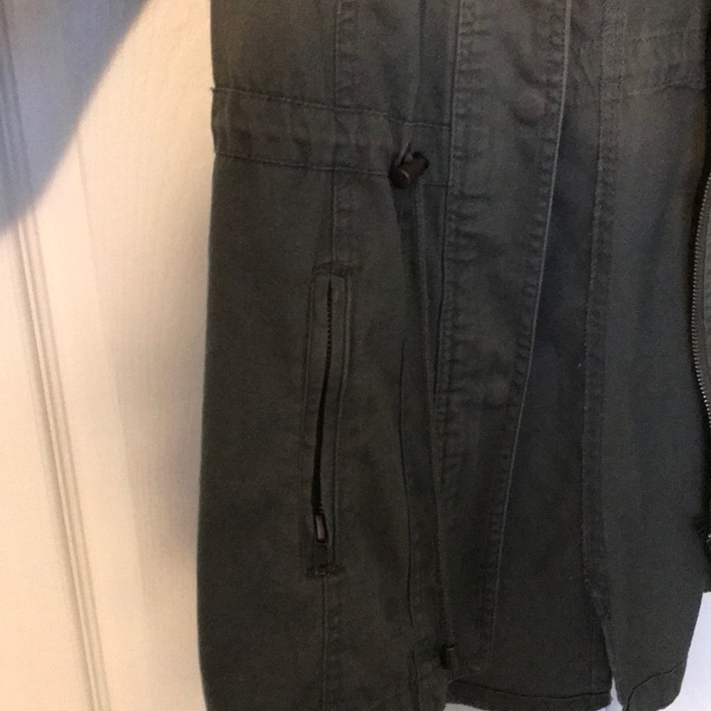 Jacket - Picture 2 of 4